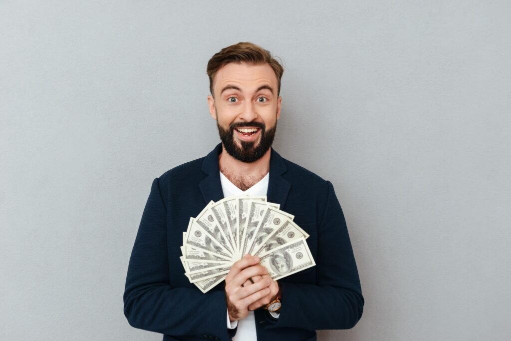 Dubai side hustle , freelancing Dubai